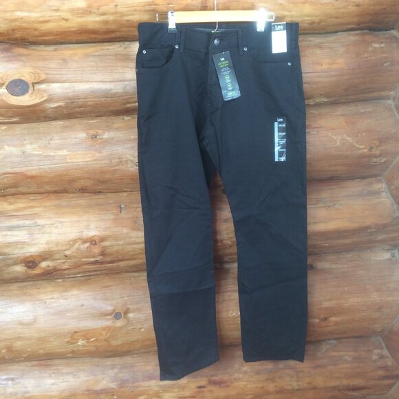 Lee® NWT Black Extreme Motion Slim Straight Leg Jean with Flex Waistband 36x29 - Picture 1 of 9